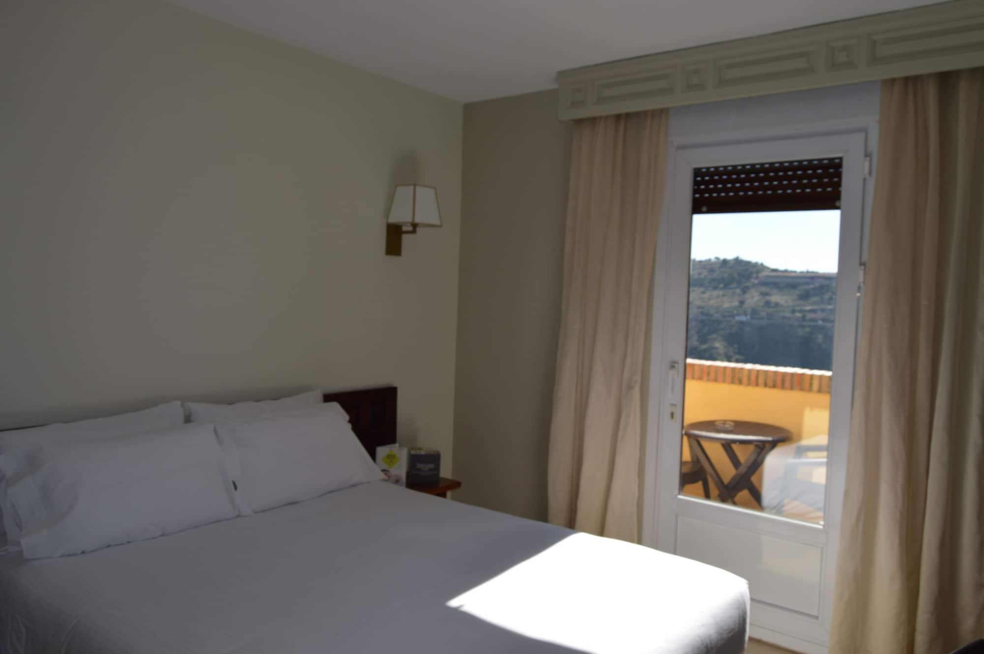 Hotel Sercotel Alfonso VI Toledo Exterior photo
