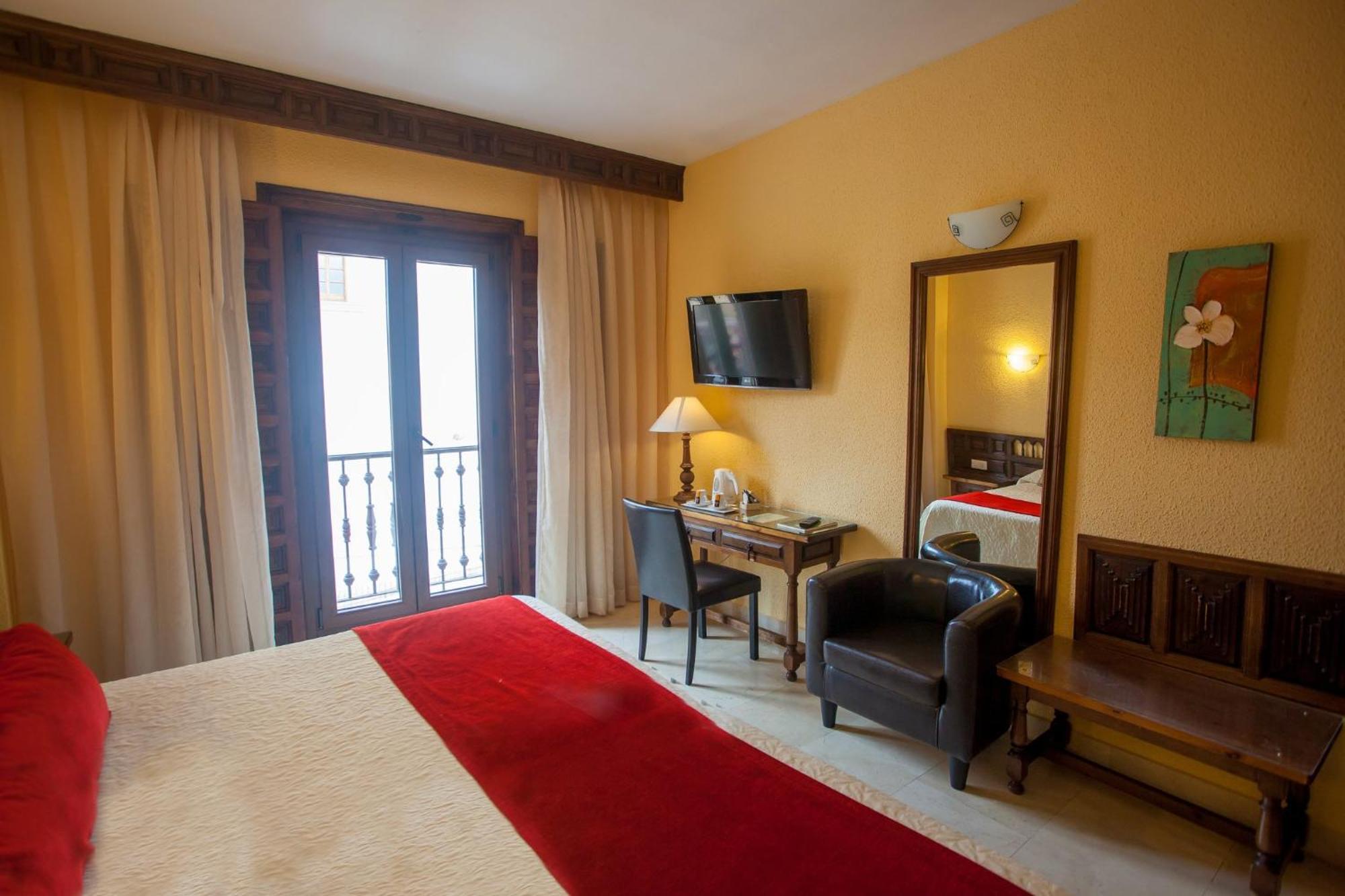 Hotel Sercotel Alfonso VI Toledo Exterior photo